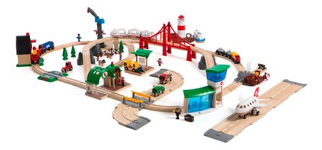 Drevená vláčikodráha s letiskom a prístavom Deluxe World Railway Set BRIO so zvukom a svetlom 106 dielov s loďou lietadlom a funkčným žeriavom