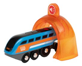Lokomotíva elektronická s nahrávaním zvukov Smart Tech Sound Record & Play Engine BRIO so svetlom a interaktívny tunel s pripojením na aplikáciu od 3 