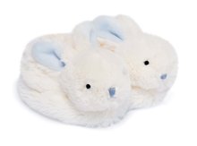Papučky pre bábätko s hrkálkou Zajačik Lapin Bonbon Doudou et Compagnie modré v darčekovom balení od 0-6 mes DC1309