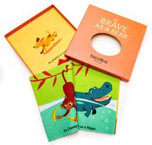 Carte textilă Brave as a Bear Rag Book Threadbear cu 12 animale sălbatice din bumbac 100% fin 17*17 cm în ambalaj cadou