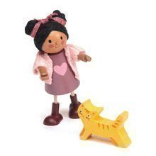 Drevená postavička s mačičkou kamarátka Ayana Tender Leaf Toys v ružovom kabátiku