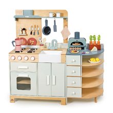 Bucătărie din lemn cu cuptor pentru pizza La Fiamma Grand Kitchen Tender Leaf Toys cu accesorii și un ghișeu extins 101 cm înălțime