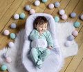 Hniezdo na spanie Cocoonababy® pre bábätká Leaf Red Castle 0-4 mesiacov s doplnkami šedé s lístočkami