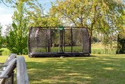 Trampolína s ochrannou sieťou Allure Premium  ground Exit Toys prízemná 244*427 cm čierna