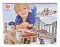 Drevená vláčikodráha so stanicou Train Set with Bridge Eichhorn s rušňom 2 vozňami mostom a doplnkami 54 dielov 450 cm dĺžka koľajníc