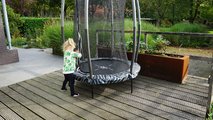 Trampolína s ochrannou sieťou Tiggy Junior trampoline Exit Toys priemer 140cm čierna