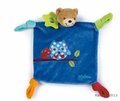 Plyšový medvedík na maznanie Colors-Doudou Bear Good Night Owl Kaloo s hryzátkom 20 cm v darčekovom balení pre najmenších