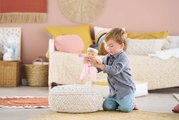 Bábika Bébé Calin Mila Mon Premier Poupon Corolle s hnedými klipkajúcimi očami 30 cm od 18 mes