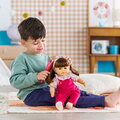 Bábika Julie Pink Grenadine Mon Grand Poupon Corolle s hnedými klipkajúcimi očami a dlhé hnedé vlasy s hrebeňom 36 cm