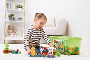 Stavebnica v dóze vláčik so zvieratkami Abrick Écoiffier 250 farebných kociek od 18 mes