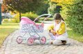 Hlboký kočík Carriage Mon Grand Poupon Corolle skladací pre 36-52 cm bábiku výškovo nastaviteľný s taškou