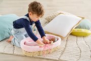 Prútený košík s prikrývkou a vankúšom pre bábiku Braided Basket Set Plush Corolle pre 36-42 cm bábiku