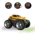 Náhradné pretekárske autíčko k flexibilnej autodráhe FleXtreme Discovery Set Smoby s vymeniteľnou karosériou od 4 rokov