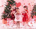 Bábika Perle Heart Petals Ma Corolle hnedé vlasy a modré klipkajúce oči 36 cm od 4 rokov