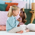 Bábika India Ma Corolle dlhé hnedé vlasy a hnedé žmurkajúce oči vo vzorovaných šatách 36 cm