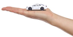 Mașinuțe Nissan Giftpack Majorette set metalic de 5 tipuri, în ambalaj cadou; lungime 7,5 cm; 1:64