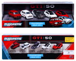 Mașinuțe Golf GTi Giftpack Majorette set metalic de 5 tipuri, în ambalaj cadou, lungime 7,5 cm, 1:64