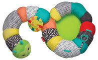 Vankúšik pre hru na brušku Húsenica Prop-A-Pillar Tummy Time & Seated Support Infantino s opierkou a odnímateľnými hračkami s hryzátkom od 0 mes
