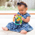 Hrkálka Orbit Rattle Infantino od 6 mes