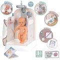 Kúpeľňa pre bábiky s funkčnou sprchou Shower Baby Nurse Smoby s odnímateľnou sprchovou hlavicou županom a náučnou brožúrkou
