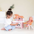 Kuchynka s jedálenskou stoličkou pre bábiku Baby Nurse Kitchen & High Chair Smoby s kuchynským robotom 7 doplnkov od 18 mes