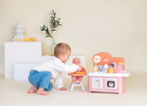 Kuchynka s jedálenskou stoličkou pre bábiku Baby Nurse Kitchen & High Chair Smoby s kuchynským robotom 7 doplnkov od 18 mes