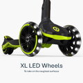 Kolobežka trojkolesová s rozšíriteľnou doskou Xtend Lime Scooter smarTrike skladacia s výškovo nastaviteľnými riadidlami a LED kolesami od 3 do 12 rok
