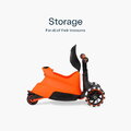 Odrážadlo a kolobežka 2v1 trojkolesová s LED kolesami Xtend Scooter Ride-on Orange smarTrike s vodiacou tyčou s nastaviteľnou výškou a úložným priesto