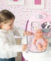 Zdravotnícky a prebaľovací pult Violette Baby Care Center Smoby s elektronickým displejom a 30 cm bábika s 25 doplnkami 68 cm výška
