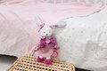 Plyšový zajačik s hrkálkou Lapin Cerise Rattle Doudou et Compagnie v darčekovom balení ružový 19 cm od 0 mes