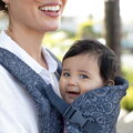 Nosič pre dieťa Flip 4v1 Convertible Carrier Navy Infantino 4 spôsoby nosenia modrý od 3,6-14,5 kg od 0 mes