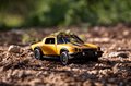 Autíčko Chevrolet Camaro 1977 Bumblebee Transformers T7 Jada kovové s otvárateľnými dverami 1:32