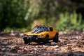Autíčko Chevrolet Camaro Bumblebee 1977 Transformers Jada kovové dĺžka 20 cm 1:24