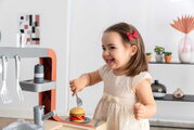 Kuchynka elektronická so zásuvkou na príbory Safran Kitchen Smoby so zvukom a kávovar s jedálenským kútikom 24 doplnkov