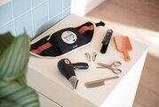Kadernícky opasok s elektronickým sušičom na vlasy My Hair Style Belt Smoby so zvukom a svetlom a zrkadlom 8 doplnkov