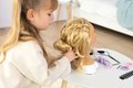 Česacia hlava pre kaderníčku so svetlými vlasmi My Beauty Blonde Styling Head Smoby vytváranie účesov s 19 doplnkami
