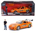 Autíčko Toyota Supra 1995 Fast & Furious Jada kovové s otvárateľnými časťami a figúrkou Brian O´Connor dĺžka 21 cm 1:24