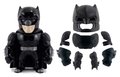 Figúrka zberateľská Armored Batman Jada kovová so svietiacimi očami a vymeniteľným brnením výška 15 cm