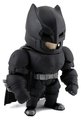 Figúrka zberateľská Armored Batman Jada kovová so svietiacimi očami a vymeniteľným brnením výška 15 cm