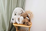 Plyšový zajačik The Bunny Hazelnut Histoire d'Ours hnedý 32 cm od 0 mes