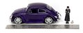 Autíčko Volkswagen Beetle Hollywood Rides Jada kovové s otvárateľnými dverami a figúrkou Wednesday 1:24
