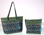 Etno kabelka cez rameno zo syntetickej rafie Kbas zelená 327705V