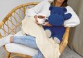 Plyšový hroch s dekou Royal Blue Hippo Chill Histoire d’ Ours modrý 45 cm od 0 mes