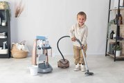 Upratovací vozík a elektronický vysávač Rowenta Trolley Vacuum Cleaner Smoby s realistickým zvukom s metlou lopatkou a 9 doplnkami