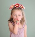 Náhradný materiál na výrobu kvetinových šperkov Crea Flower Jewelry Refill Smoby s bižutériou a kvetinovými lupienkami 98 doplnkov