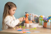 Kvetinárstvo s vlastnou výrobou textilných kvetov Crea My Flower Factory Smoby s vázami 102 doplnkov