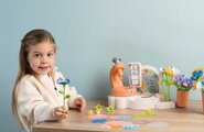 Kvetinárstvo s vlastnou výrobou textilných kvetov Crea My Flower Factory Smoby s vázami 102 doplnkov