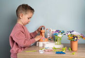 Kvetinárstvo s vlastnou výrobou textilných kvetov Crea My Flower Factory Smoby s vázami 102 doplnkov
