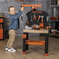 Pracovná dielňa s mechanickým žeriavom Bricolo Builder Black&Decker Smoby so skladacím autíčkom a vŕtačkou 87 doplnkov