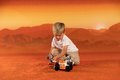 Stavebnica vesmírne autíčko 3v1 Space Rover Discovery Set Smoby 50 dielikov so skrutkovačom a figúrka astronauta s pohyblivými končatinami